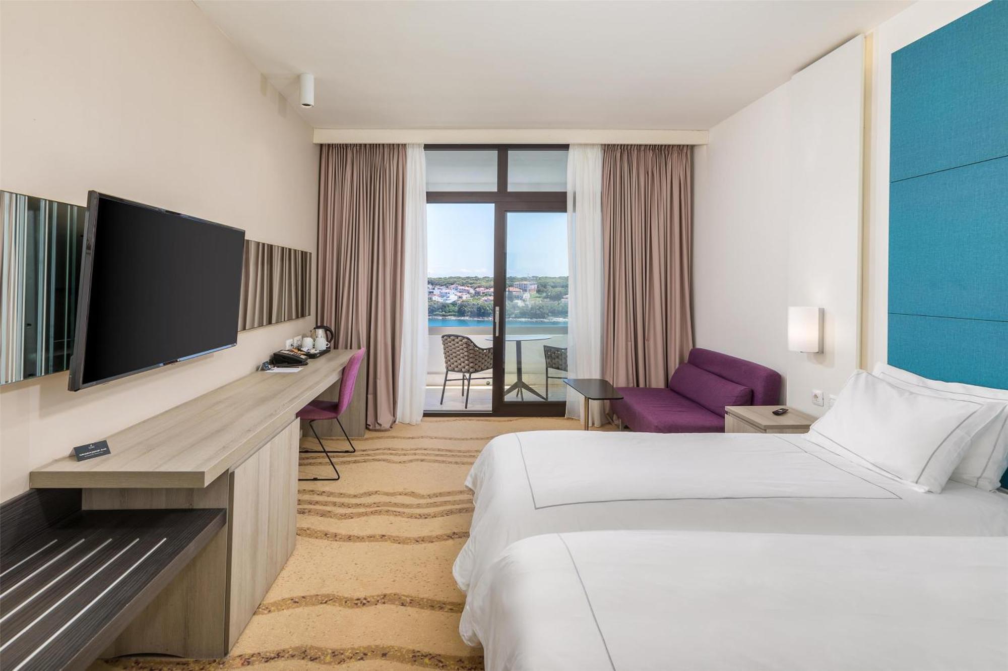 Superior Double or Twin Room Sea View
