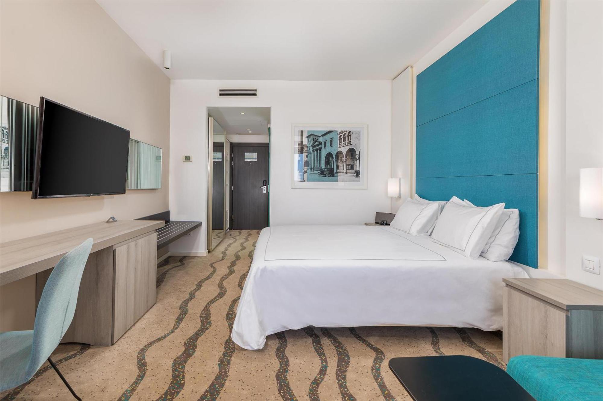 Premium Double or Twin Room Marina or Sea Side